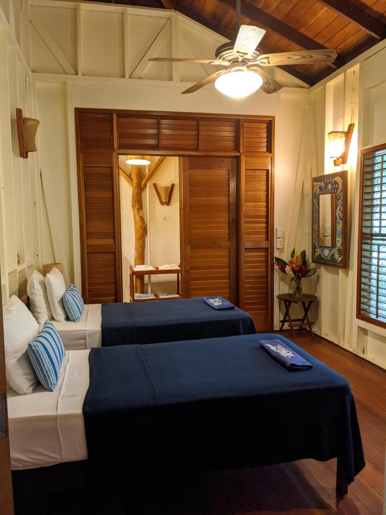 Bluff Beach Retreat Bocas del Toro Buitenkant foto