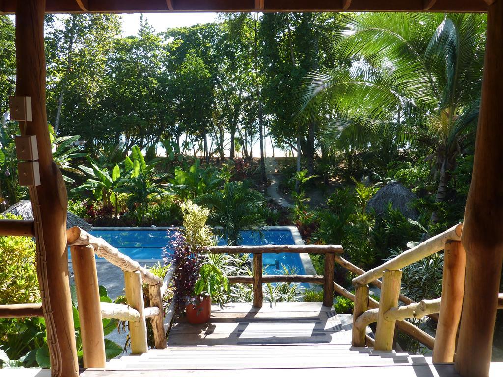 Bluff Beach Retreat Bocas del Toro Buitenkant foto