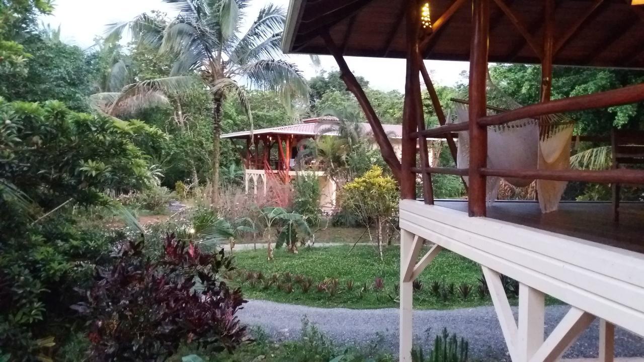 Bluff Beach Retreat Bocas del Toro Buitenkant foto