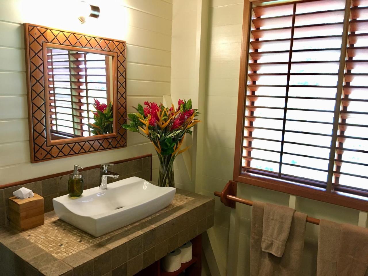 Bluff Beach Retreat Bocas del Toro Buitenkant foto