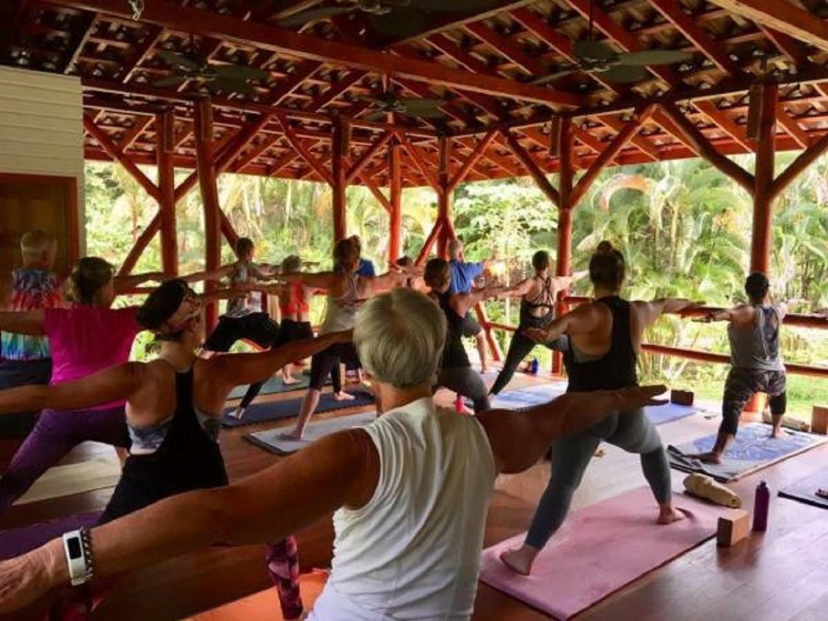 Bluff Beach Retreat Bocas del Toro Buitenkant foto